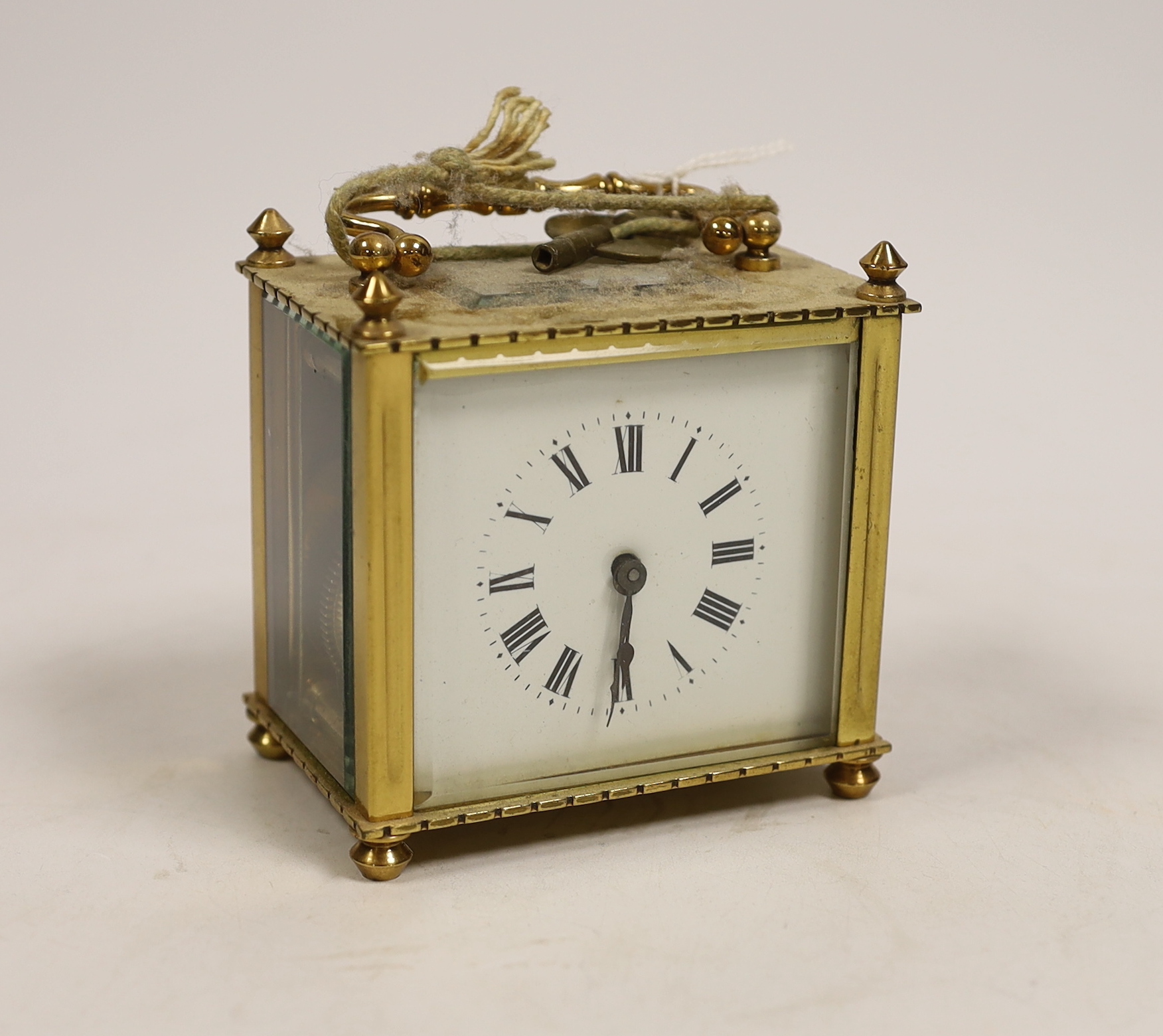 A brass carriage timepiece, 9cm